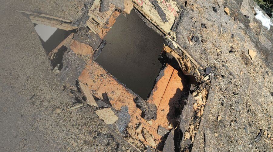 Why choose water damage restoration service for commercial water damage restoration in Torrance